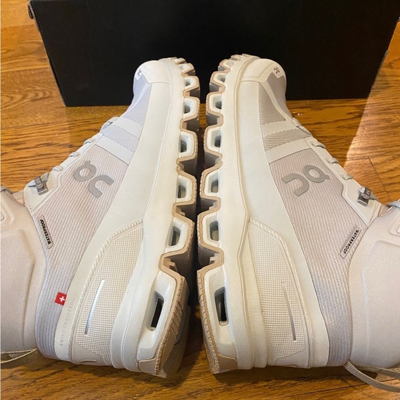 On cloud hikers waterproof women new - Picture 4 of 6